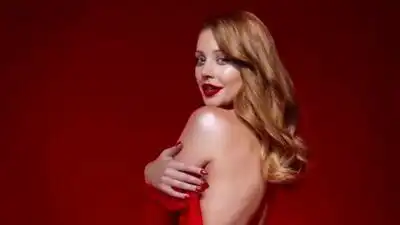 скачать клип Тина Кароль - Перечекати