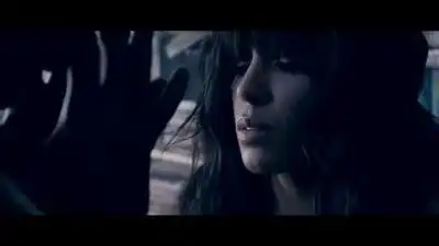 скачать клип Loreen - Heal