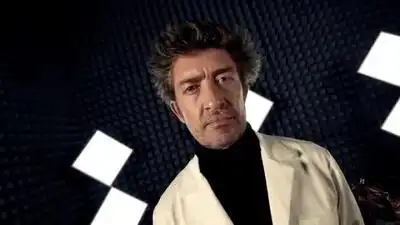 скачать клип Joachim Garraud - Le Laboratoire