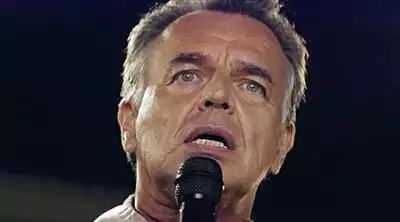 скачать клип Beach House - Wishes