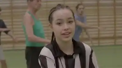 скачать клип The Knife - A Tooth For An Eye