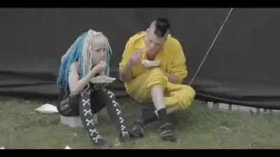 Скачать клип