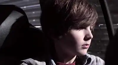 скачать клип Wavves - Demon To Lean On