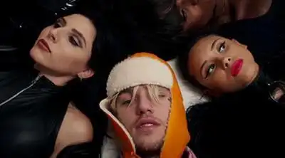 скачать клип Lil Peep ft. Horsehead - Girls