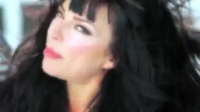 скачать клип Luciana - U B The Bass