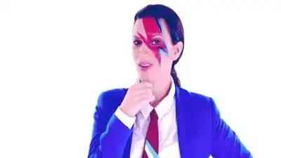 скачать клип Laura Pausini - Culpable