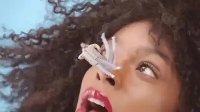 скачать клип Shy Luv, JONES - Shock Horror