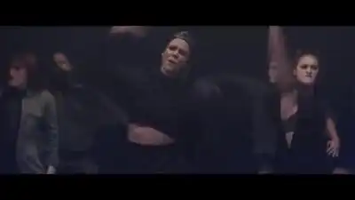 Скачать клип