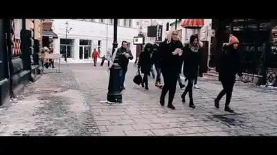 Скачать клип