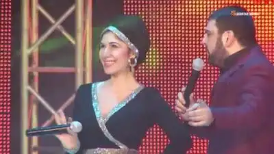 скачать клип Анжелика Начесова и Артур Халатов - Шансо ...