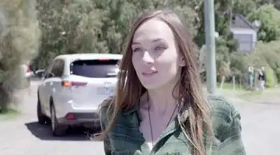 скачать клип Gretta Ray - Drive