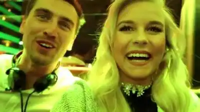 Скачать клип