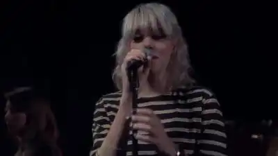 скачать клип Hillsong United - Heaven Knows (OST The Shack)