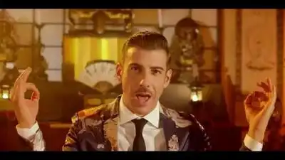 скачать клип Francesco Gabbani - Occidentalis Karma