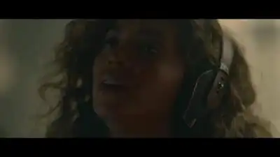 скачать клип Beyonce - Sandcastles