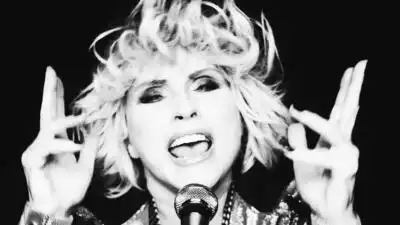 Скачать клип