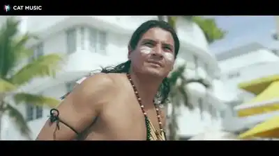 Скачать клип