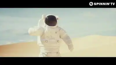 скачать клип Moon Rush - Khonsu