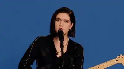 Скачать клип