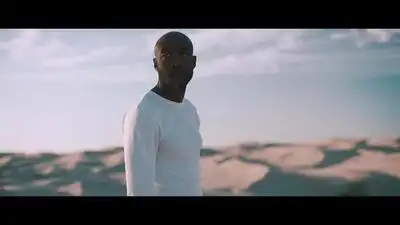 скачать клип Freddie Gibbs - Crushed Glass