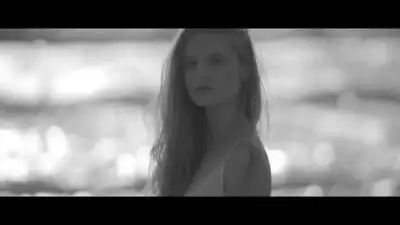 Скачать клип