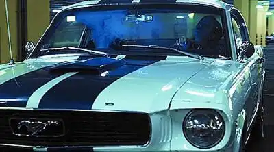 скачать клип Slim ft. Daffy - Двигай