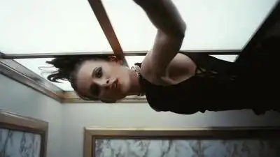 скачать клип Marian Hill - Down