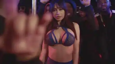 скачать клип Young M.A - Hot Sauce