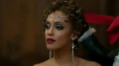 скачать клип Phyllisia Ross - Cant Resist