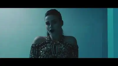 скачать клип SAARA - Superpowers