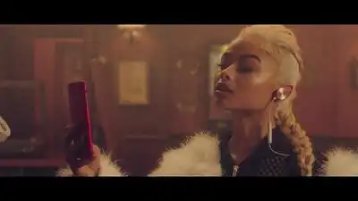 Скачать клип