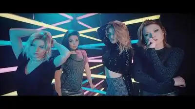 скачать клип Pink Angels - Mamma Dont Lie