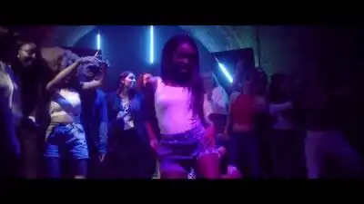 Скачать клип