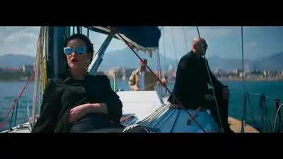 Скачать клип