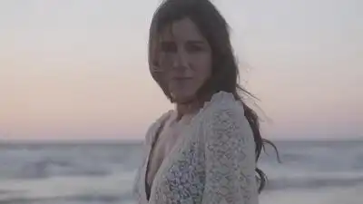 скачать клип Paola Turci - La vita che ho deciso