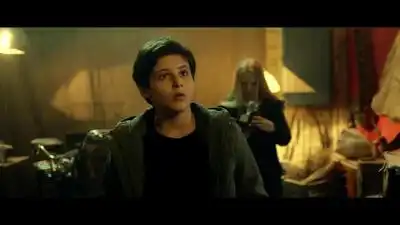 скачать клип Burito - По волнам