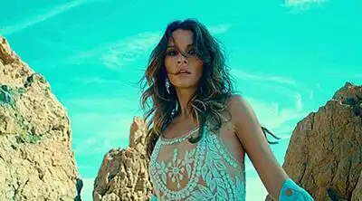 скачать клип Ксения Луговая - Мать Жены Моего Брата