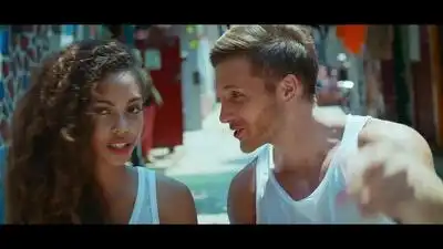 скачать клип SASHA - Temperatura (Spanish Version)