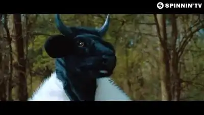 Скачать клип