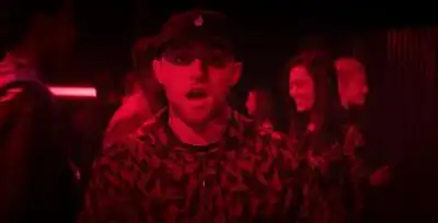 Скачать клип