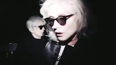 Скачать клип