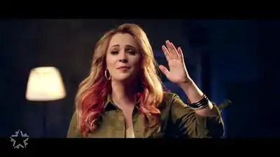 скачать клип Катя Кокорина - Сердце на части