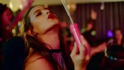 скачать клип CNCO, Yandel - Hey DJ