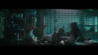 скачать клип BEATZ - Aint Your Girl