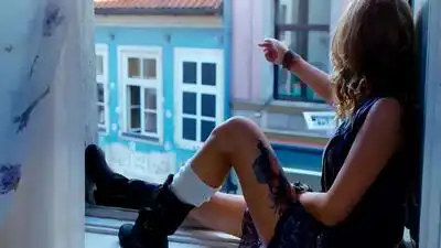 скачать клип Leona Dios - Лучшая история