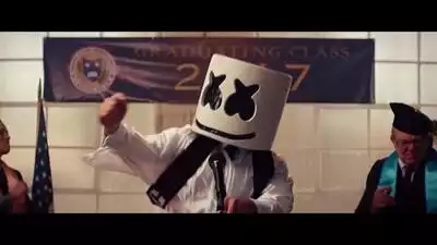 скачать клип Marshmello - Moving On
