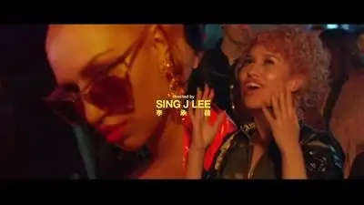 скачать клип RAYE - The Line