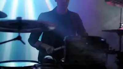 Скачать клип