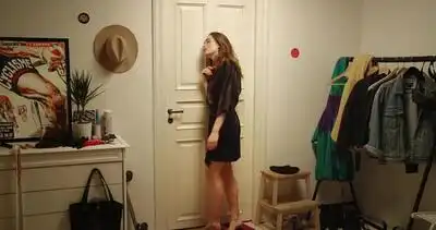 скачать клип Вандер Фил - Молодую