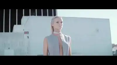 скачать клип Muse - Mercy